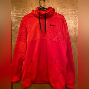 Nike dryfit therma sweatshirt
